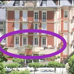 rsidence-regina.midi-pyreneeshotels.com/