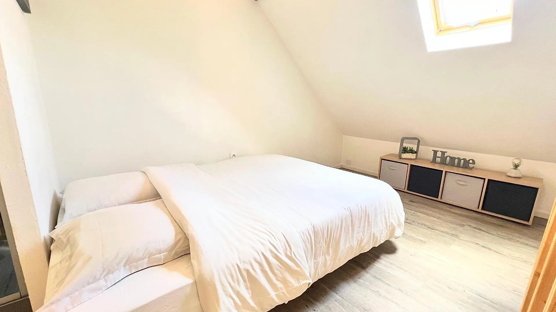 T2 Contemporain idéalement situé Briançon France